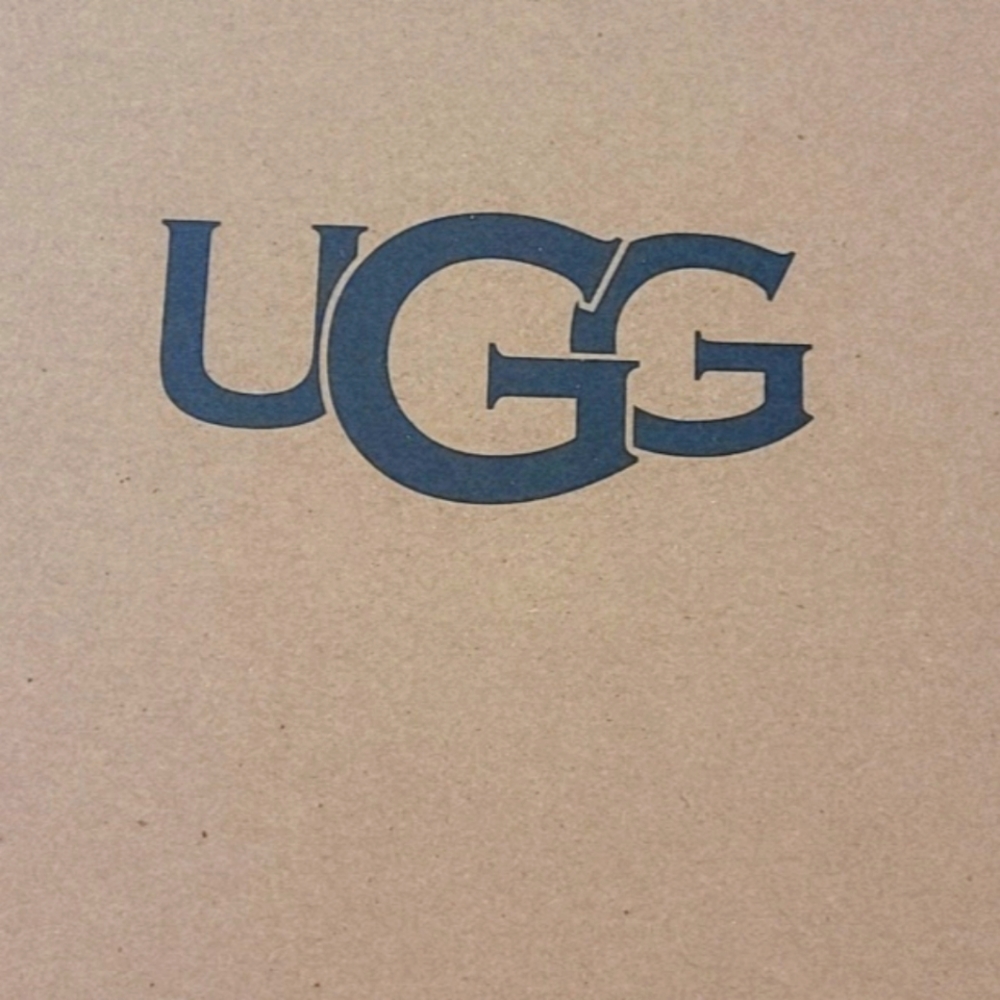 Uggs Mini Chestnut